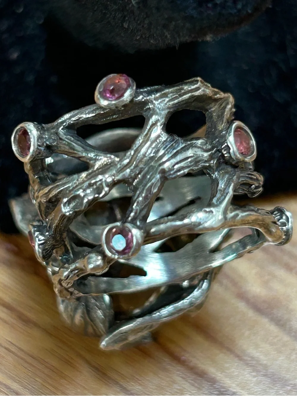 Gorgeous and amazing vintage work of art!